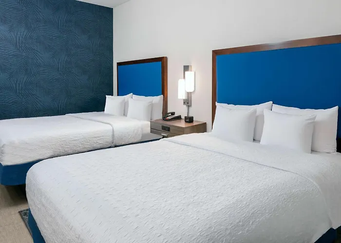 Hampton Inn And Suites Clearwater Beach