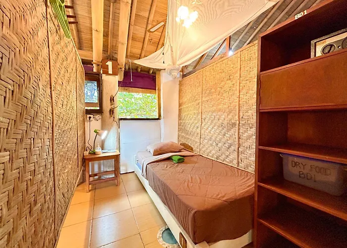 Serenity Eco Guesthouse And Yoga- Chse Certified