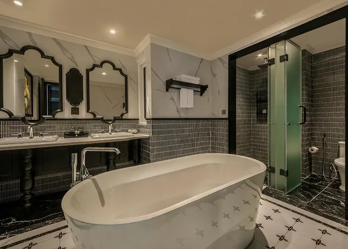Champton Hanoi Hotel