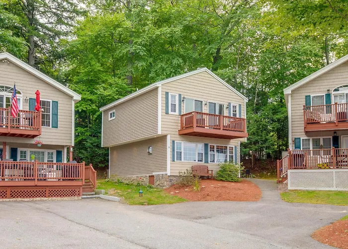 Laconia Home W/ Beach - 1/2 Mi To Weirs Beach