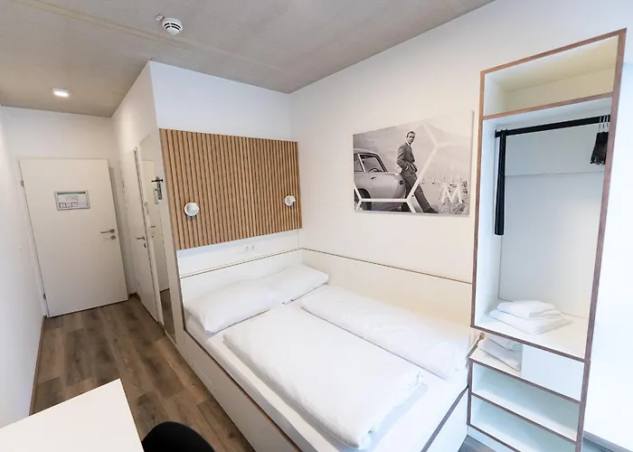 Hotel Schlafraum Schluesslberg-Contactless Check-In