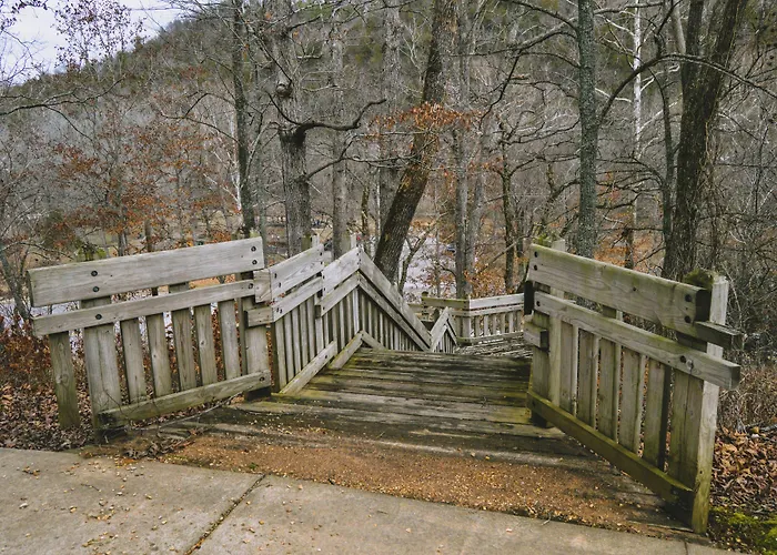 Roaring River State Park