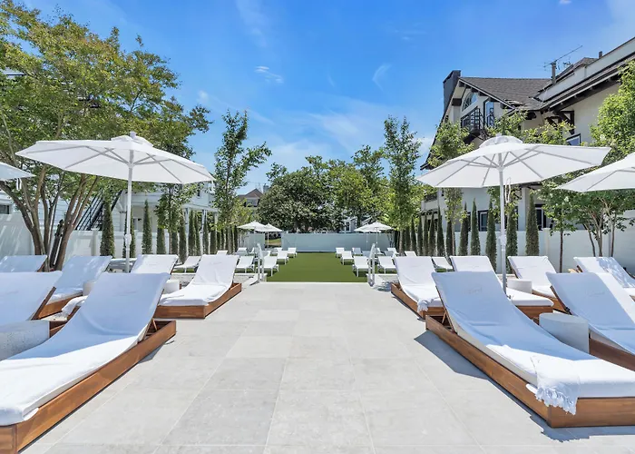 The St Laurent Guest Rooms