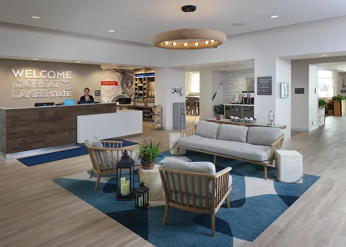 Hampton Inn & Suites Manistee, Mi
