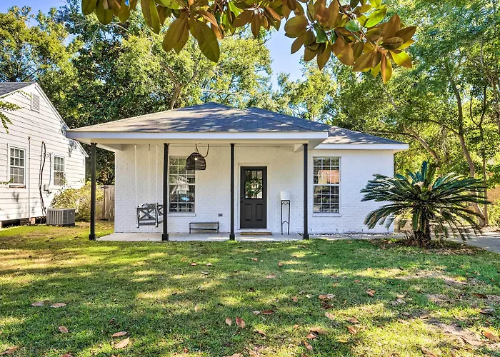 Modern & Chic Gulfport Escape: Walk To Beach!