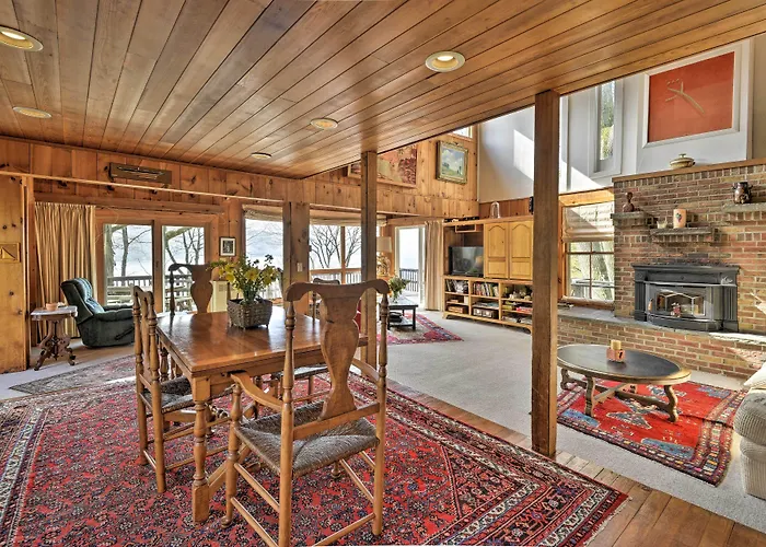 Skaneateles Lake Home: Water Views & Private Beach