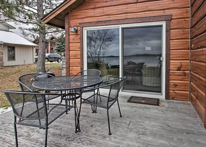 Pelican Lake Retreat W/ Fire Pit, Dock & Grill!