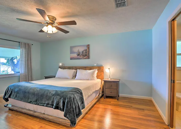 Lakefront Babson Park Escape: Pet Friendly!