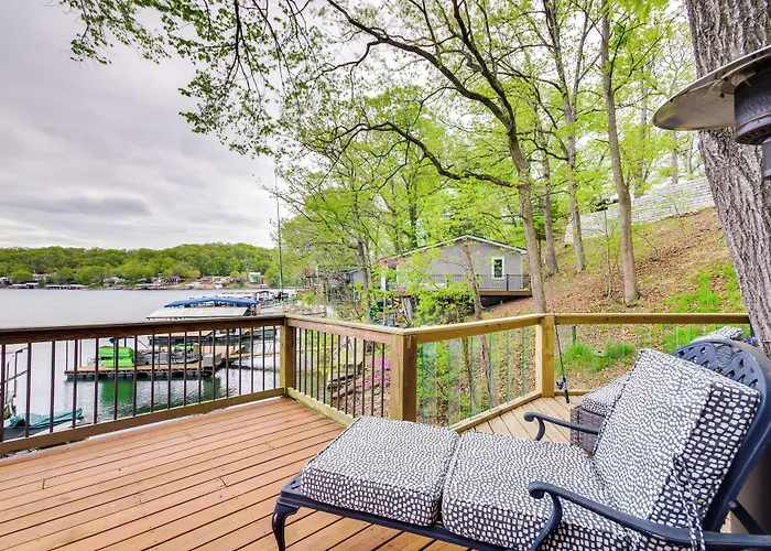 Waterfront Ozarks Home W/ Hot Tub, Bar & Dock