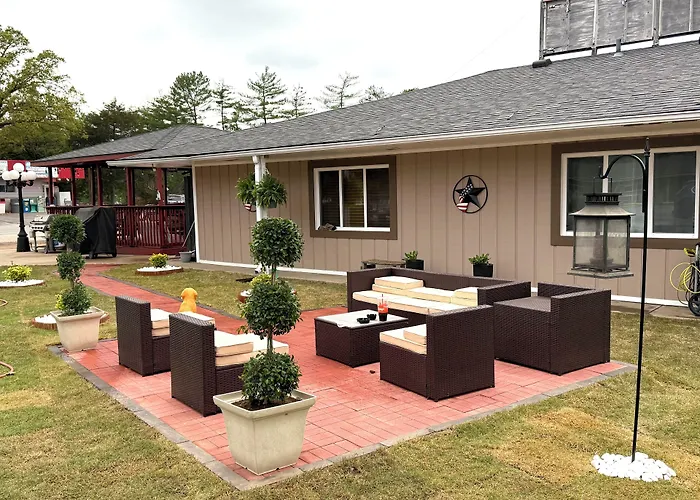 Hunter'S Friend Resort Near Table Rock Lake