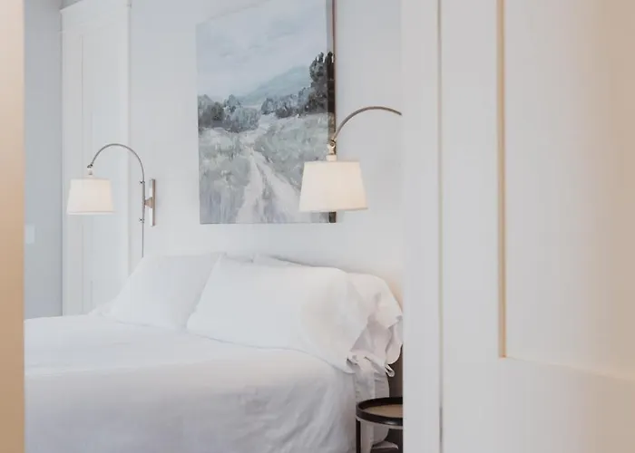 South Main Residences By Surf Hotel