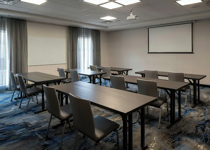 Fairfield Inn & Suites By Marriott Cut Off-Galliano