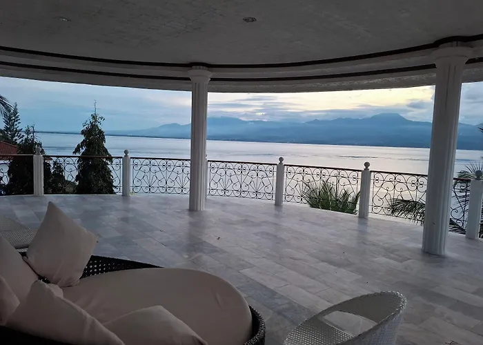 Eden Resort