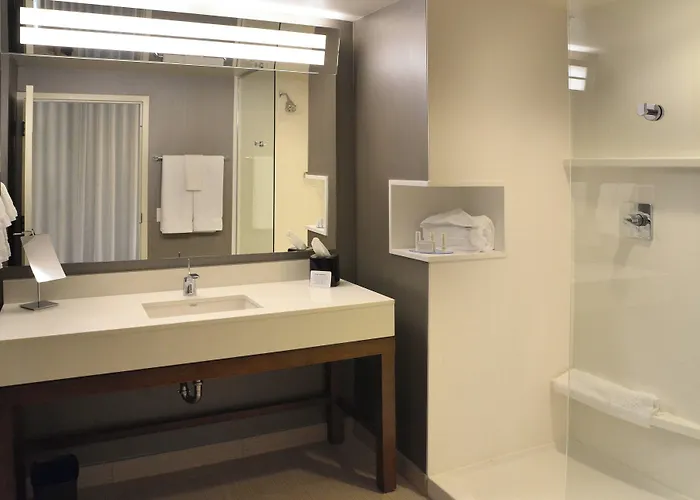 Courtyard By Marriott Youngstown Canfield