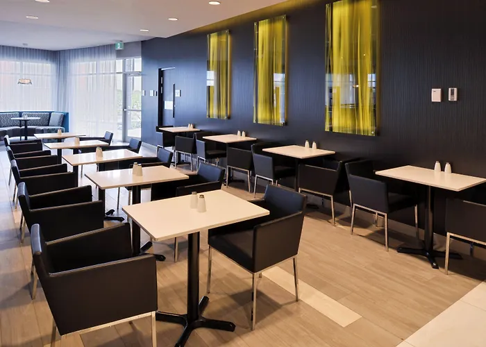 Courtyard By Marriott Saskatoon Airport
