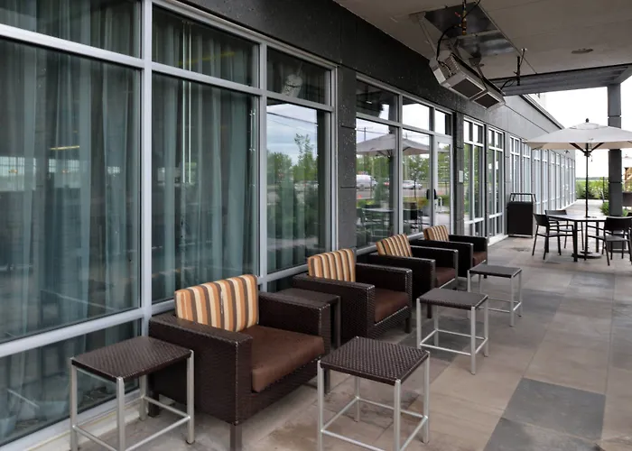 Courtyard By Marriott Saskatoon Airport