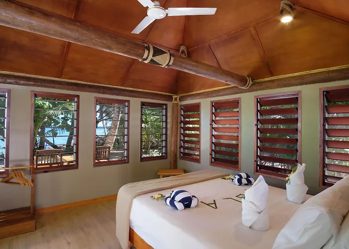 Barefoot Manta Island Resort