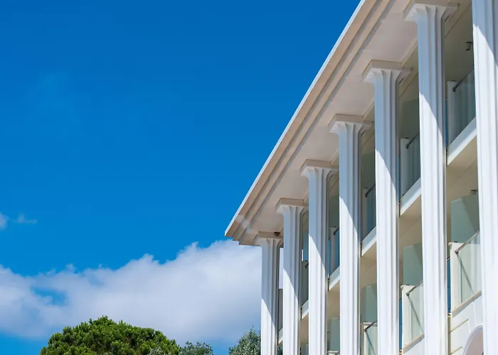 Avalon Palace Hotel By Ghh (Adults Only)