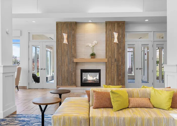 Hilton Garden Inn Auburn