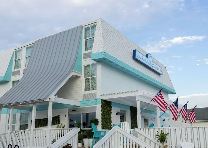 New 2026-Ocean Sands Beach Boutique Inn-24Hr Sauna And Salt-Mineral Pool-Free Beach Bikes And Famous Beach-Fresh Baked Cookies-Popcorn-In Room Bathrobes-Sunscreen-65 Inch Tvsnetflix-Bedside Candy-Free Laundry- 4 Grand Black Beds-Call & Save-1-252-Aha
