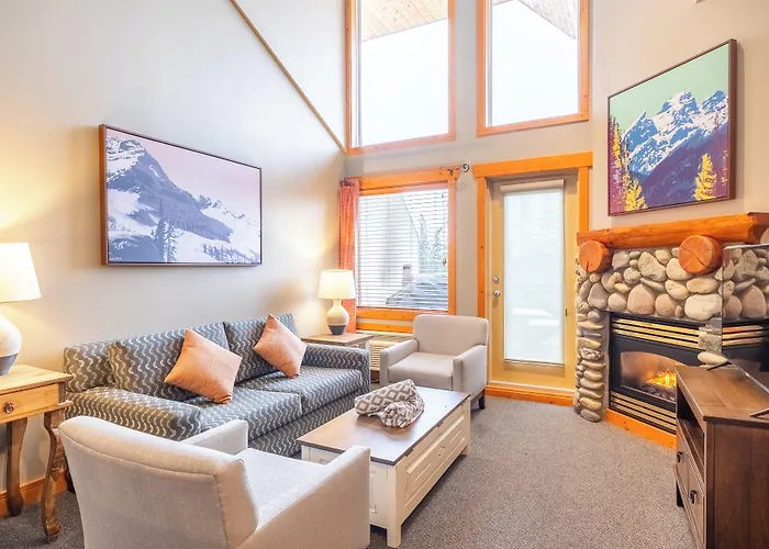 Lizard Creek Lodge