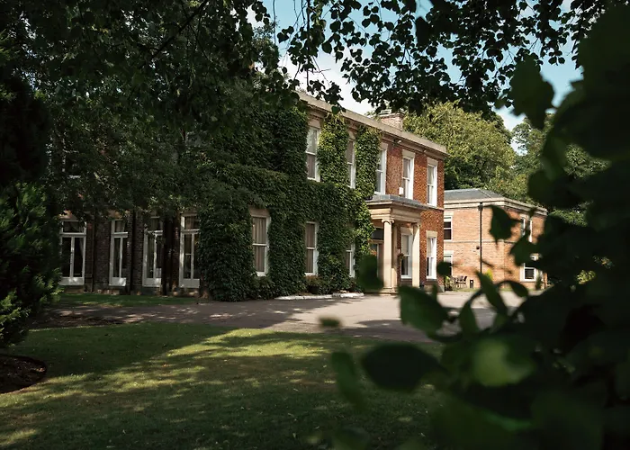 Farington Lodge Hotel