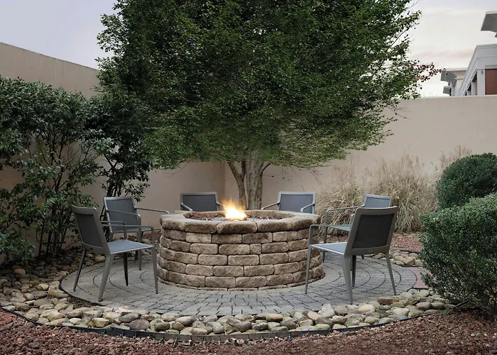 Courtyard Greensboro Airport