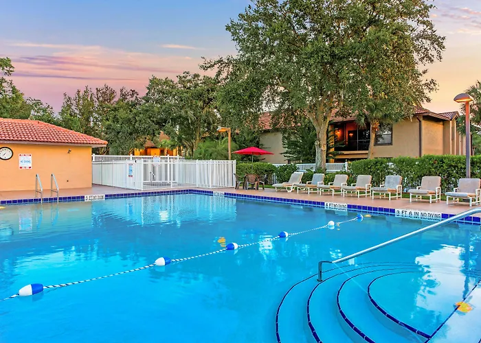 Alhambra Villas By Coolvacay