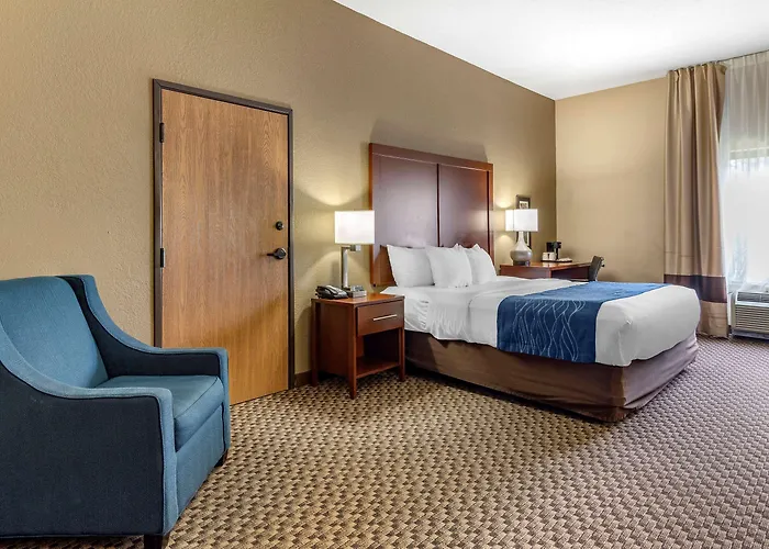 Comfort Inn & Suites Blue Ridge