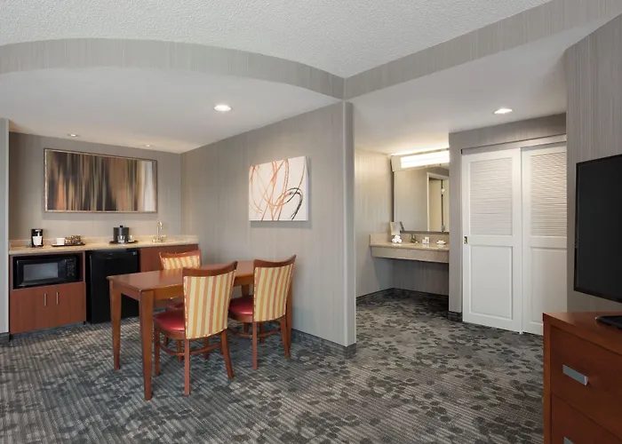 Courtyard By Marriott Fort Smith Downtown