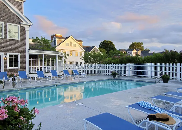 Chatham Wayside Inn