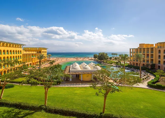 Strand Beach Resort