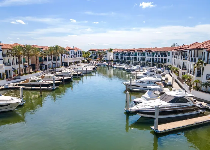 Naples Bay Resort And Marina