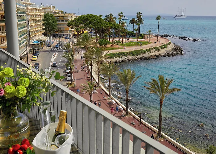 Royal Antibes - Luxury Hotel, Résidence, Beach&Spa