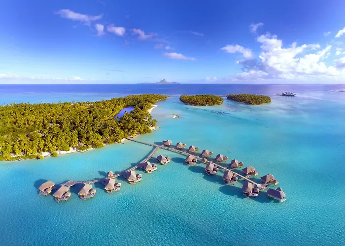 Le Taha'A By Pearl Resorts