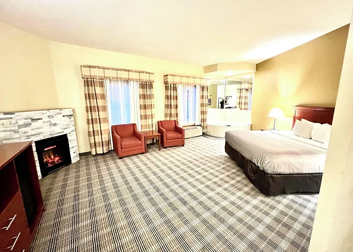 Quality Inn & Suites East Troy I-43