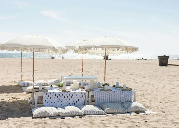 Sandbourne Santa Monica, Autograph Collection
