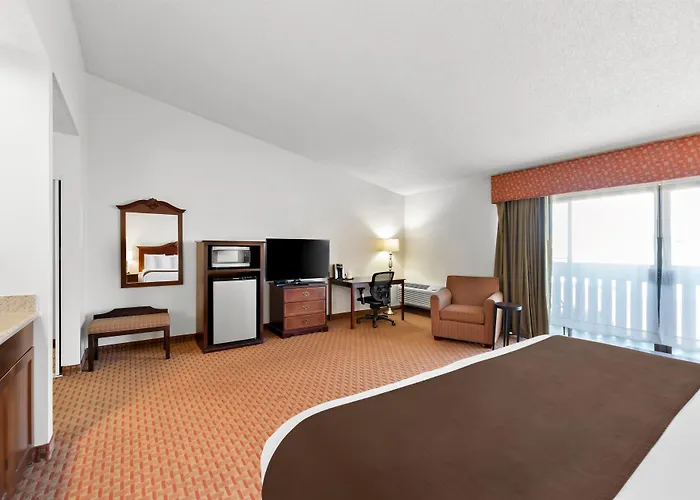Best Western Chieftain Inn