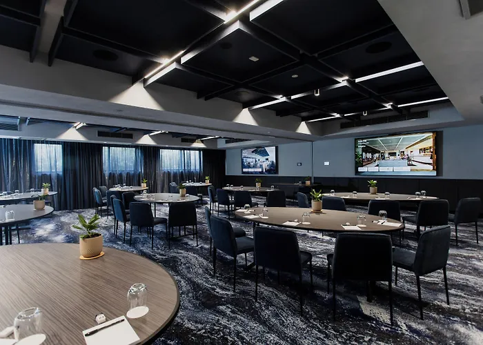 Bayside Geelong Hotel & Apartments, An Ascend Collection Hotel
