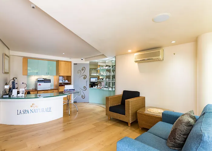 Paihia Beach Resort & Spa Hotel