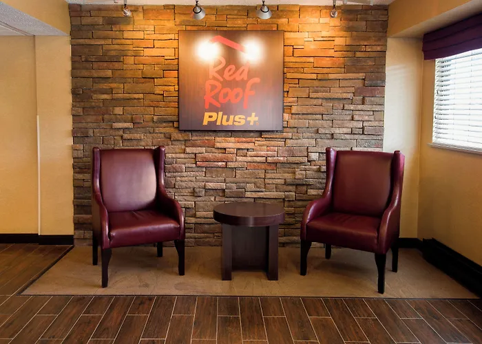 Red Roof Inn Plus+ Chicago - Naperville