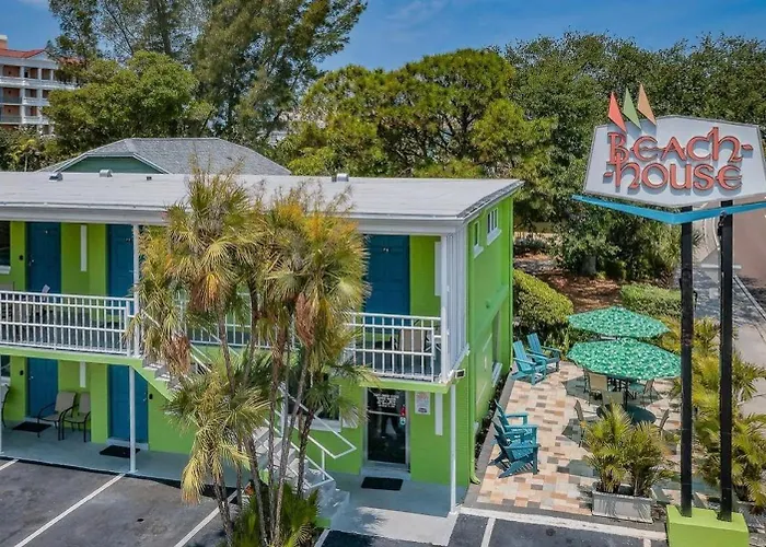The Beach House - Treasure Island