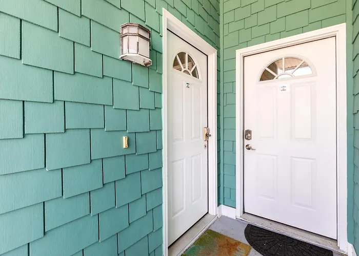 81 Waters Edge - Townhome - Pool