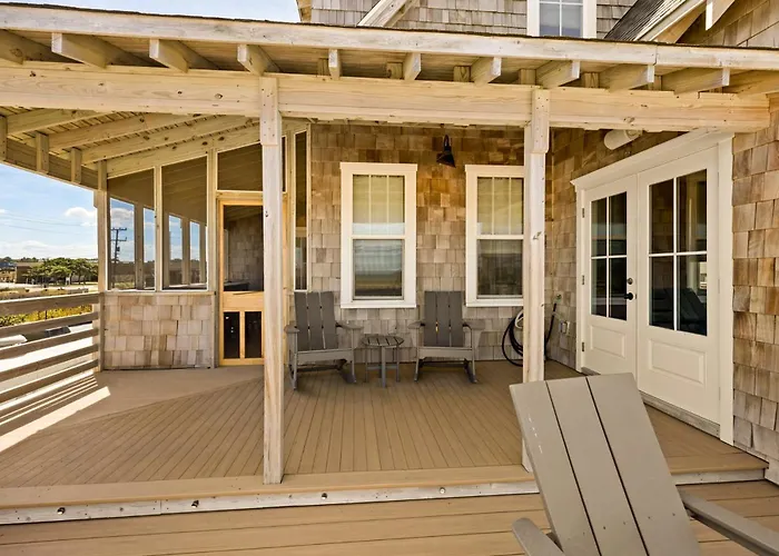 4115 - Coastal Cottage