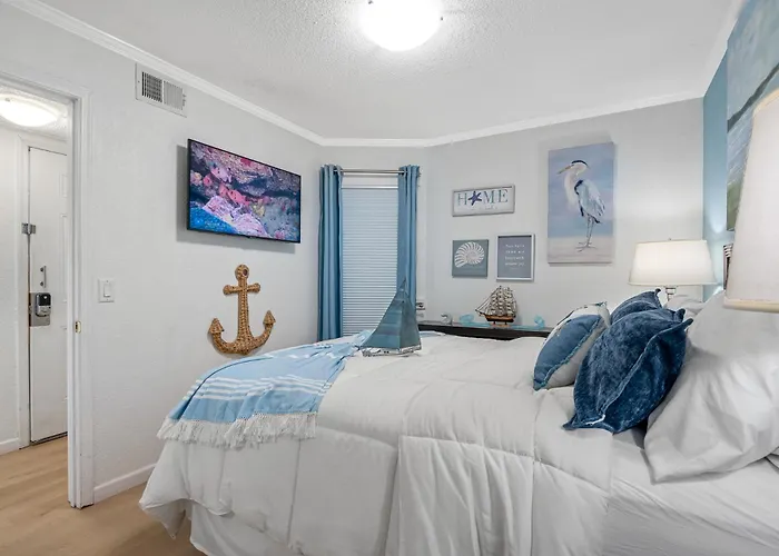 Paradise Beach Sailport Resort Condo