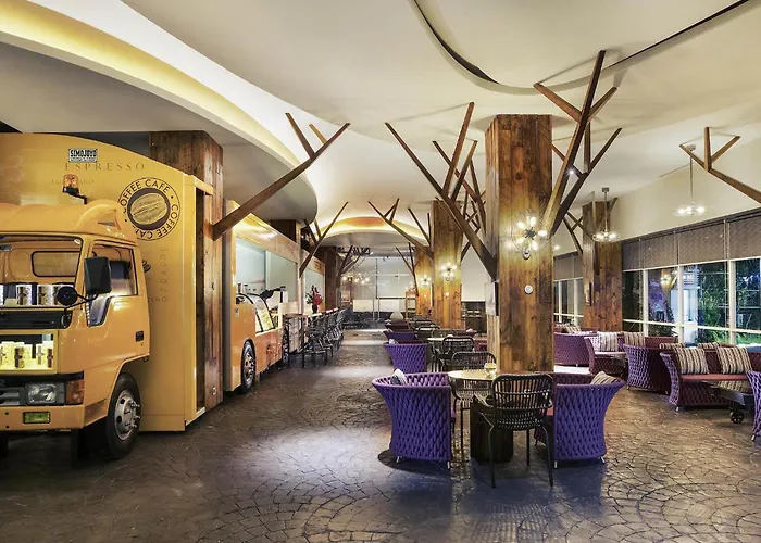 Mercure Surabaya Grand Mirama