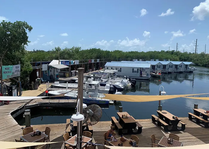 Aqua Lodges At Hurricane Hole Marina