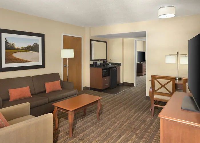 Embassy Suites Greenville Golf Resort & Conference Center