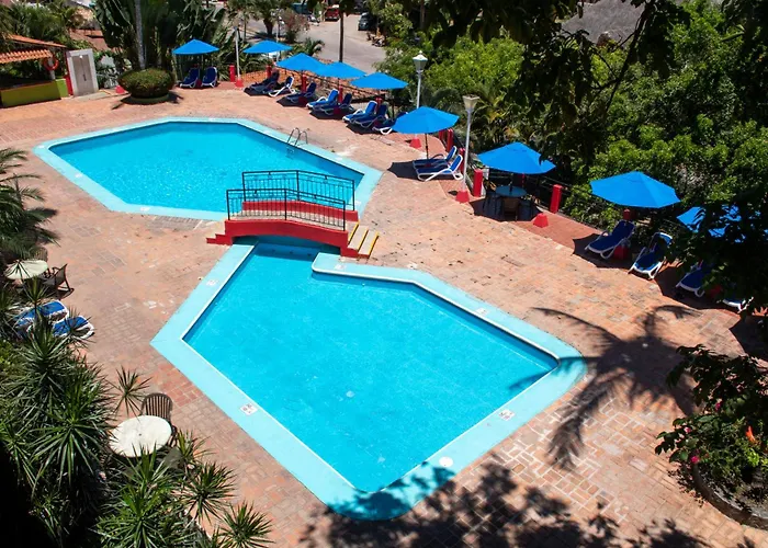 Decameron Los Cocos Guayabitos, Ramada All-Inclusive Resort