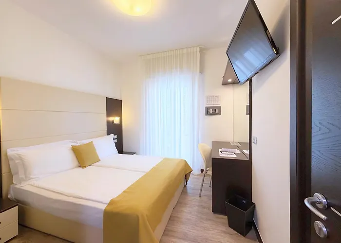 Hotel Bristol